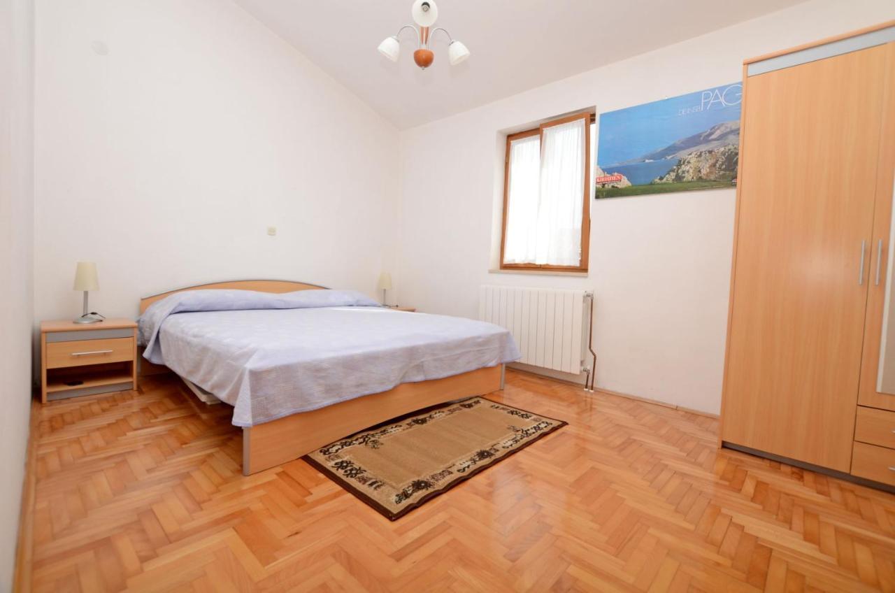 Apartments Josip Pavicini Екстер'єр фото
